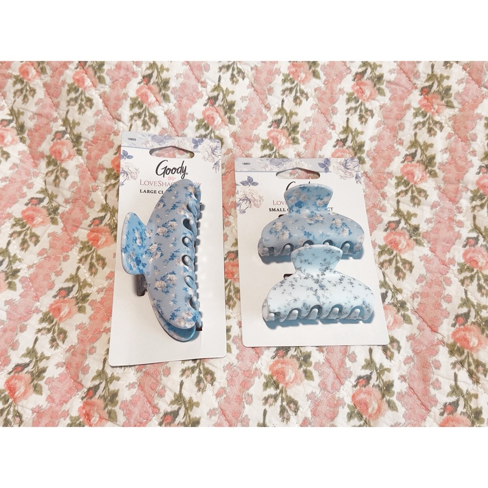 LoveShackFancy x Goody Blue Floral Hair Claw Clips